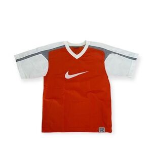 Boy’s Nike Top